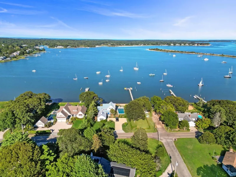 29 East Brander Parkway, Shelter Island, New York, United States. - Photo 22