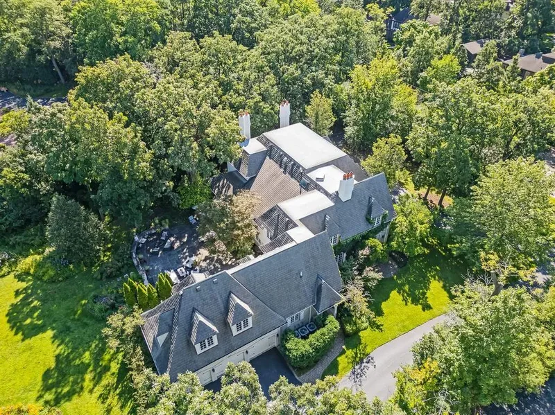 401 Glendale Avenue, Oak Brook, IL, 60523, USA, Oak Brook, Illinois, United States. - Photo 3