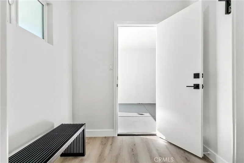 10534 Colebrook, Los Angeles, California, United States. - Photo 34