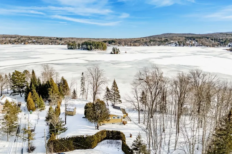 335 Rue du Bord-de-l'Eau, Sainte-Catherine-de-Hatley, Quebec, Canada. - Photo 9