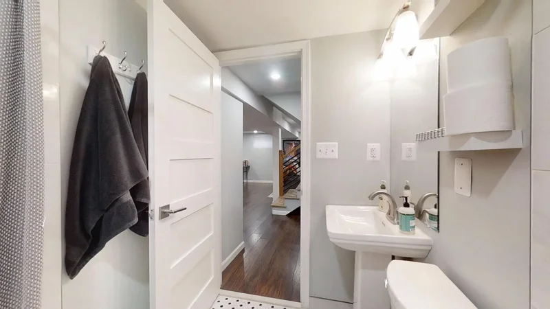 2228 S Street NE , Washington, DC 20002, Washington, District of Columbia, United States. - Photo 57