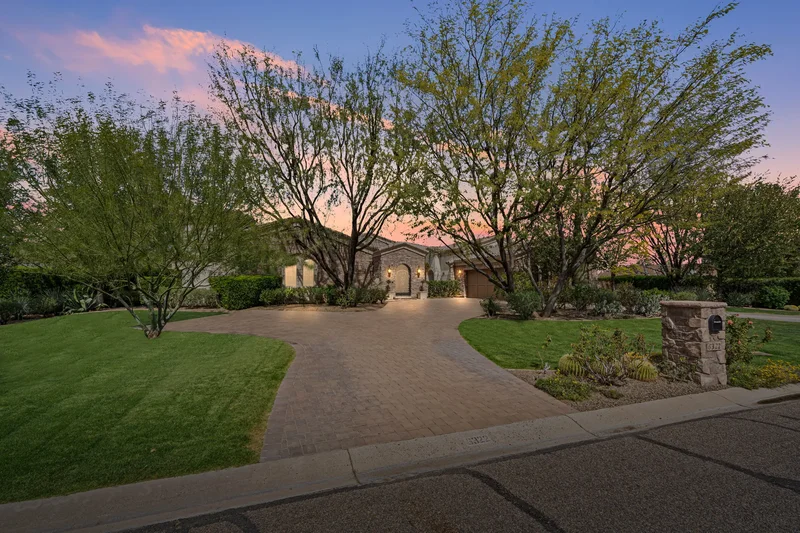 6322 E Turquoise Avenue , Paradise Valley, AZ 85253, Paradise Valley, Arizona, United States. - Photo 9
