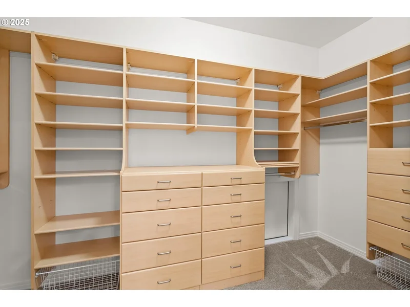 8601 NW HAZELTINE ST, Portland, OR, 97229, USA, Portland, Oregon, United States. - Photo 15