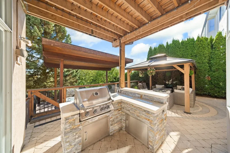 2258 Sorrento Drive, Coquitlam, BC V3K 6P4, Coquitlam, British Columbia, Canada. - Photo 11