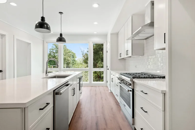 622 Bellemeade Avenue NW No. 3, Atlanta, GA 30318, Atlanta, Georgia, United States. - Photo 16