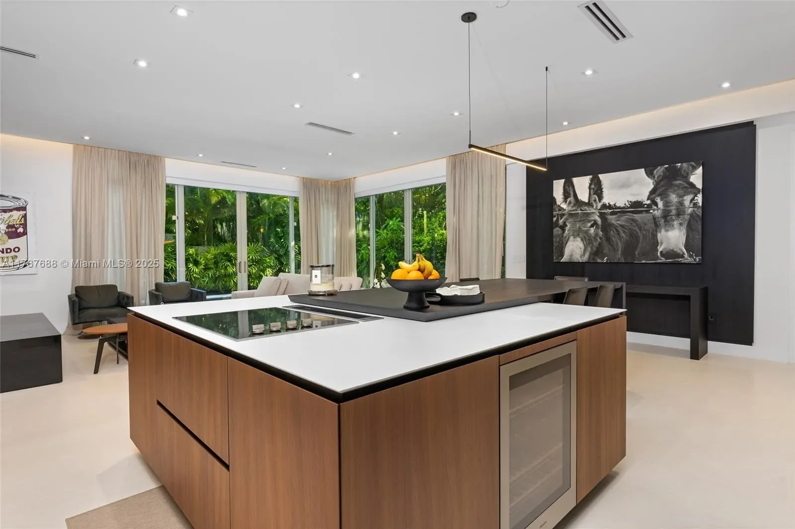4039 Ventura Ave, Miami, Florida, United States. - Photo 19