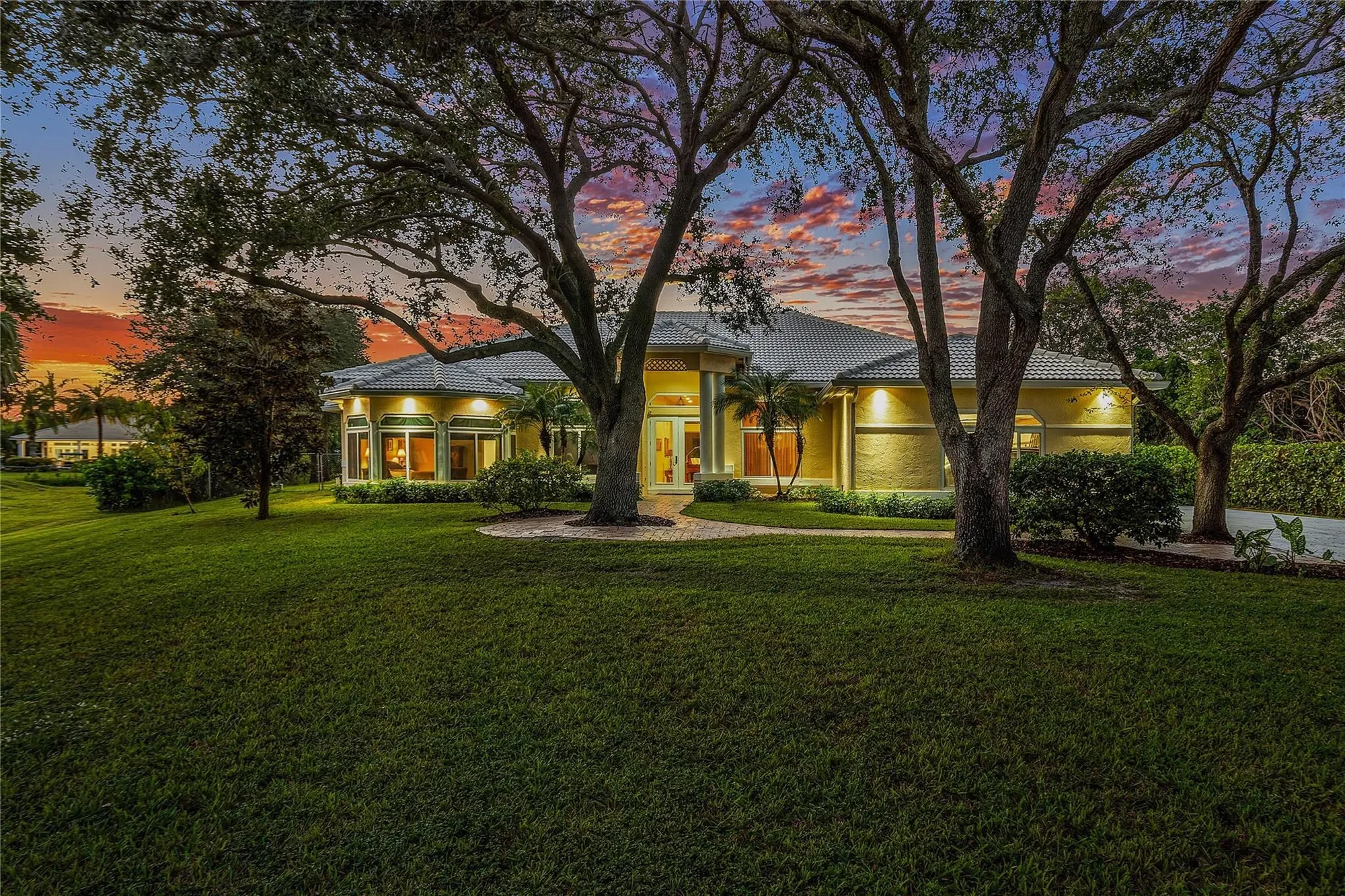 Gallery photo 8