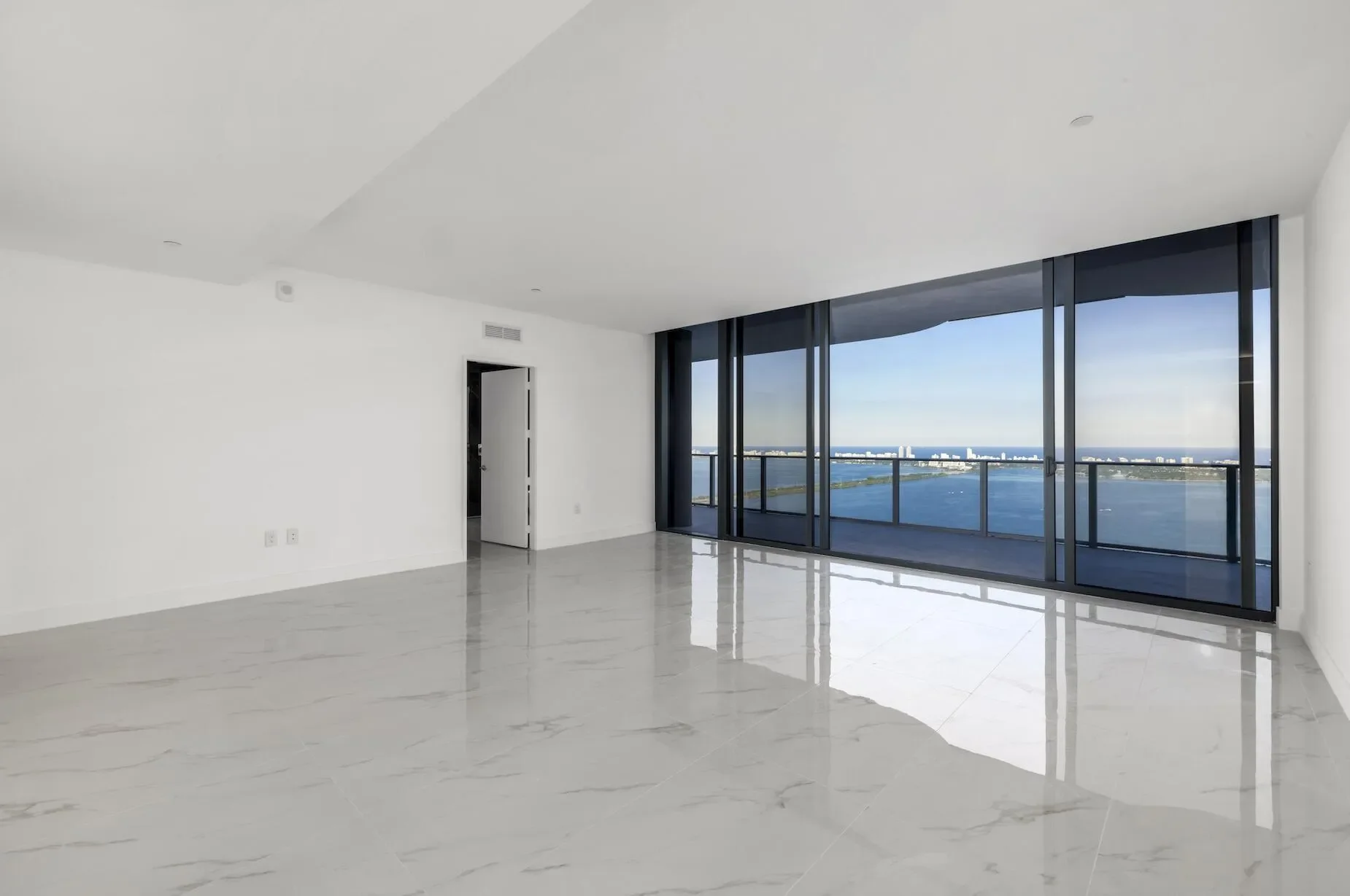700 NE 24th Street Penthouse Mansion-6003, Miami, Florida, United States. - Photo 13