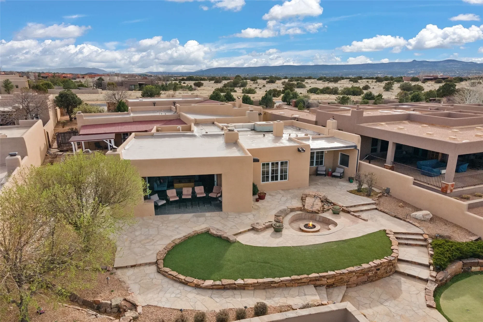 50 Paseo Aragon, Santa Fe, NM 87506, Santa Fe, New Mexico, United States. - Photo 54