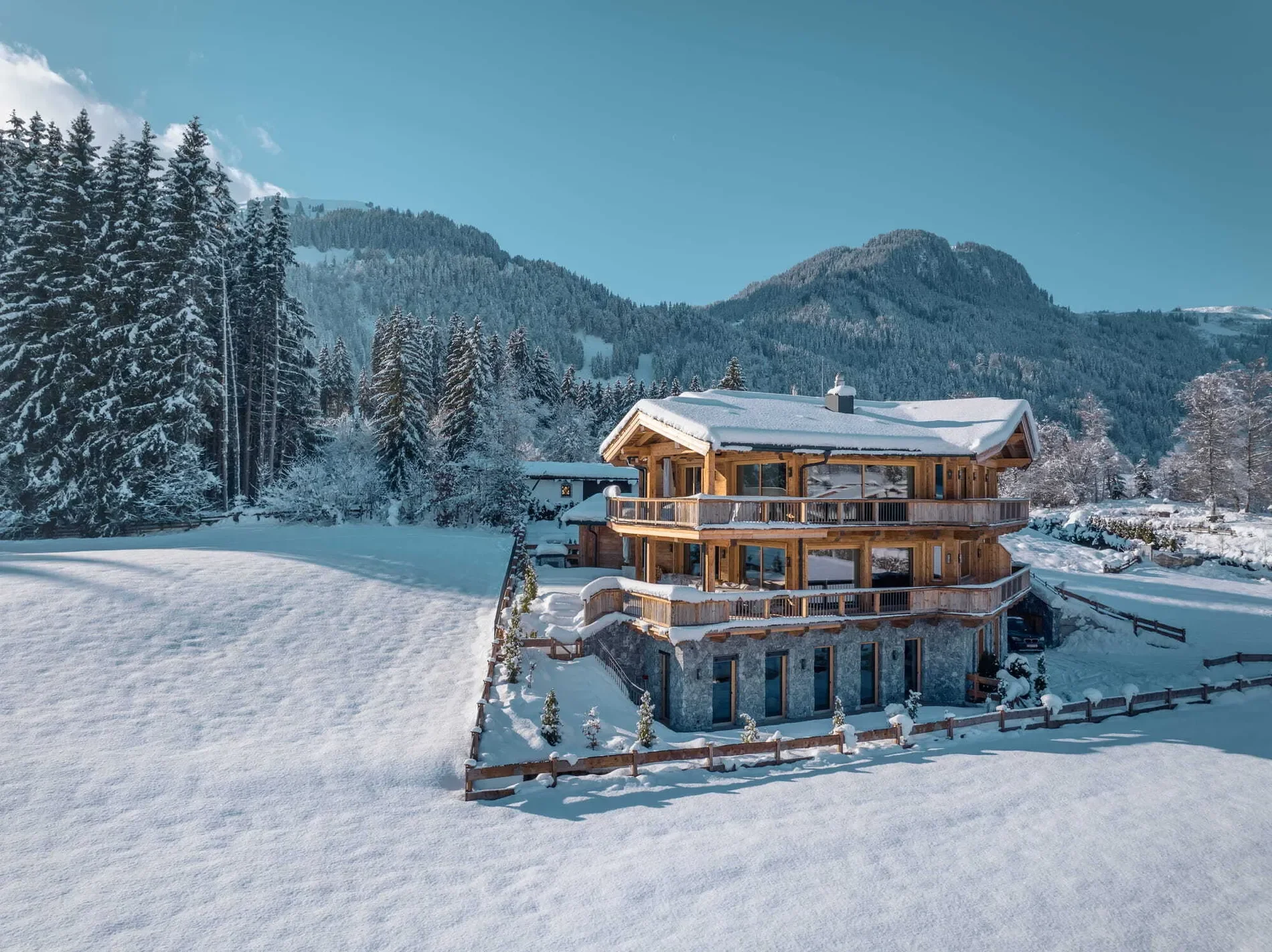 Winklernfeld, Kitzbuhel, Tyrol, Austria. - Photo 3