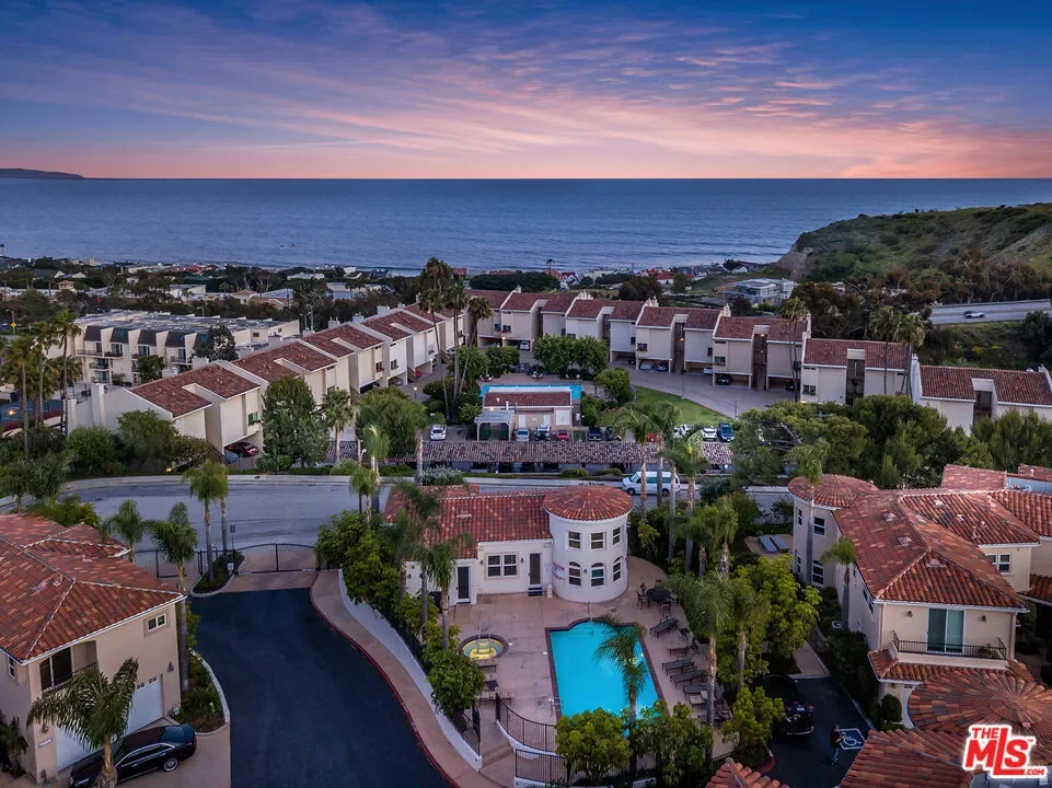 23949 De Ville Way, Malibu, California, United States. - Photo 14