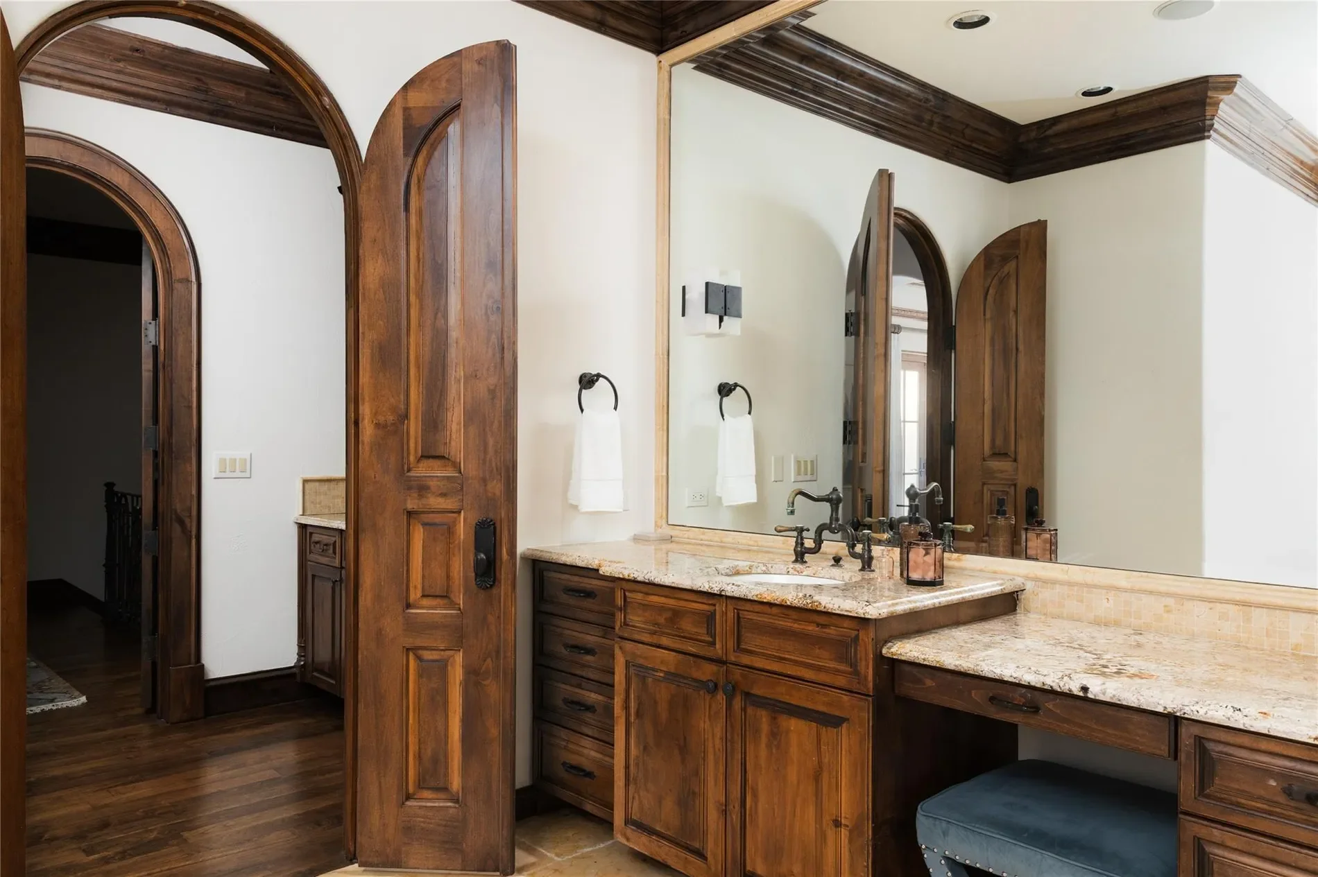 3704 Soaring Eagle, Austin, TX, 78746, USA, Austin, Texas, United States. - Photo 3