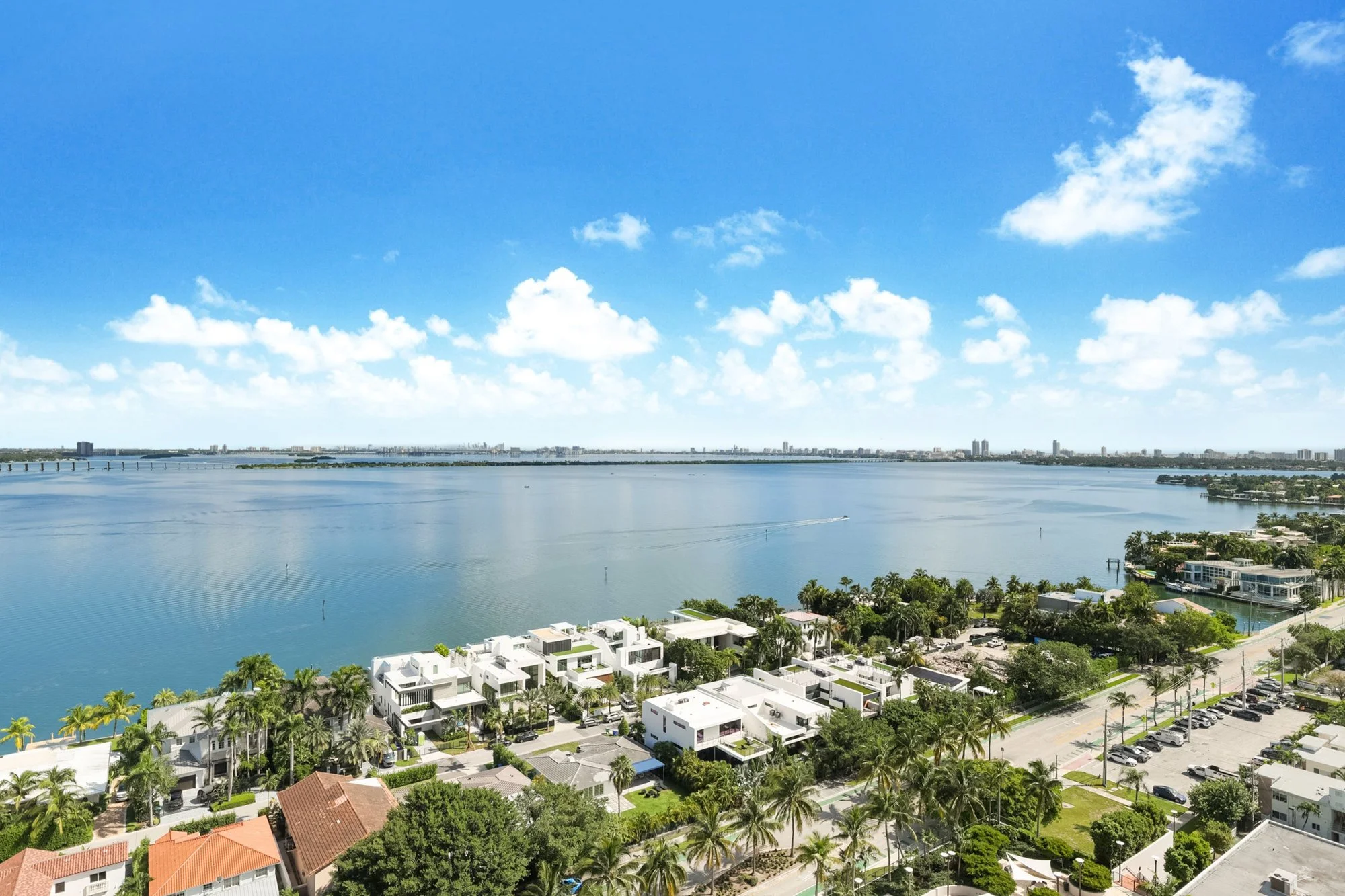 1000 Venetian Way , Miami Beach, FL 33139, Miami Beach, Florida, United States. - Photo 5