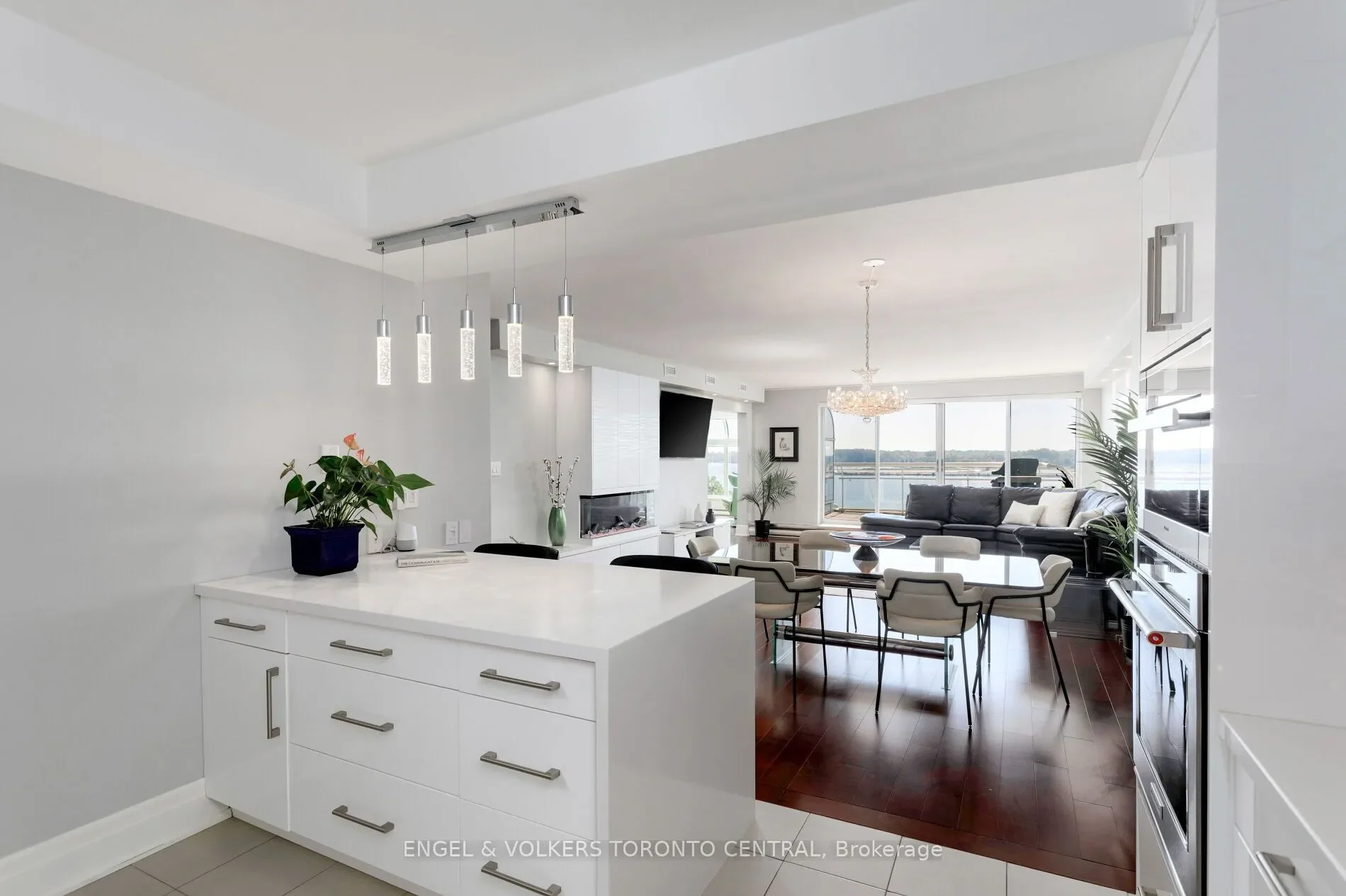 Gallery photo 11