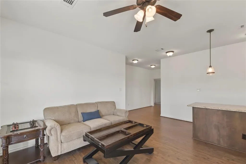 134 Marina Drive, Gun Barrel City, Texas, United States. - Photo 14