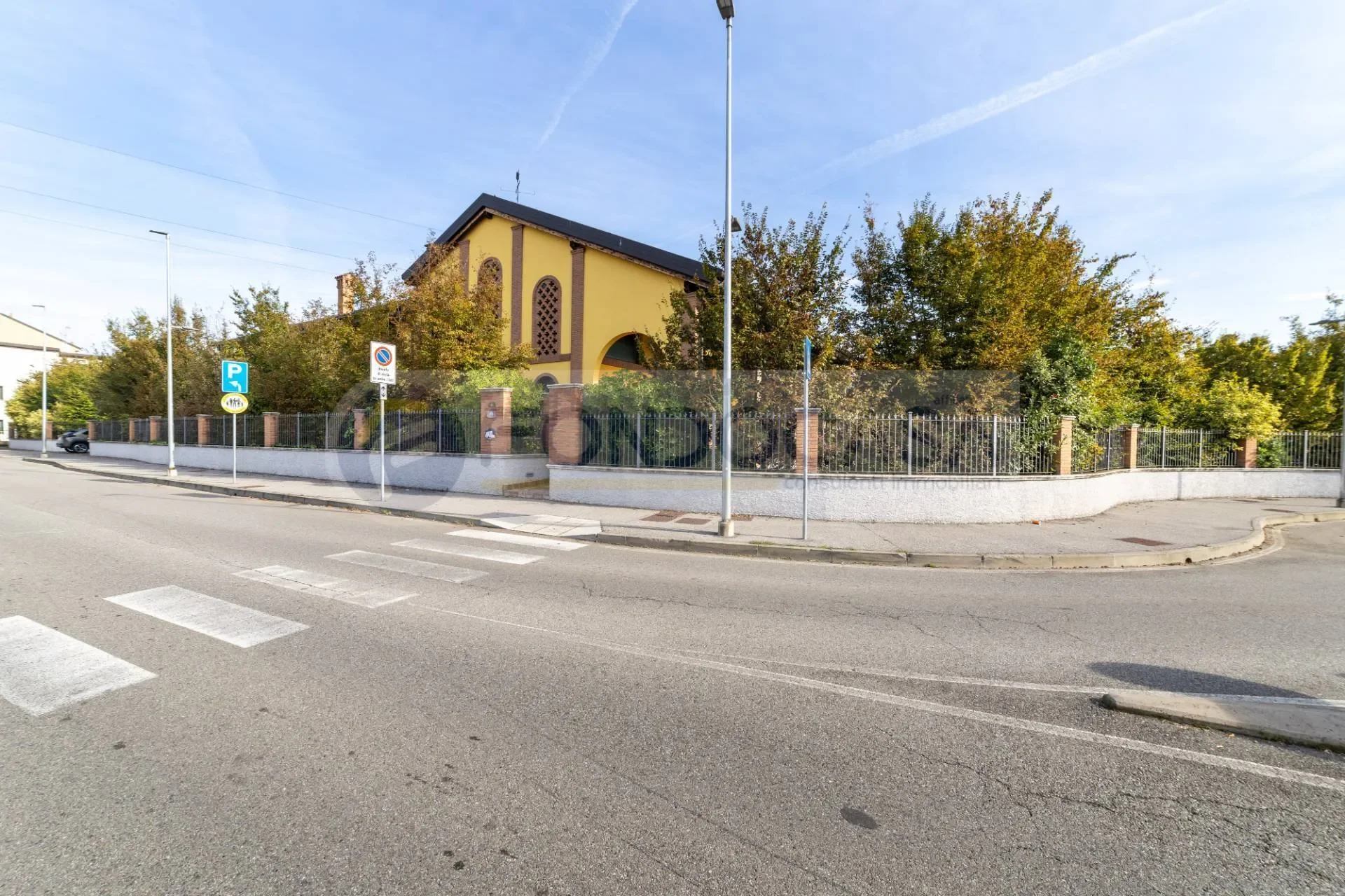 Via Roma 47, Mediglia, Lombardy, Italy. - Photo 19