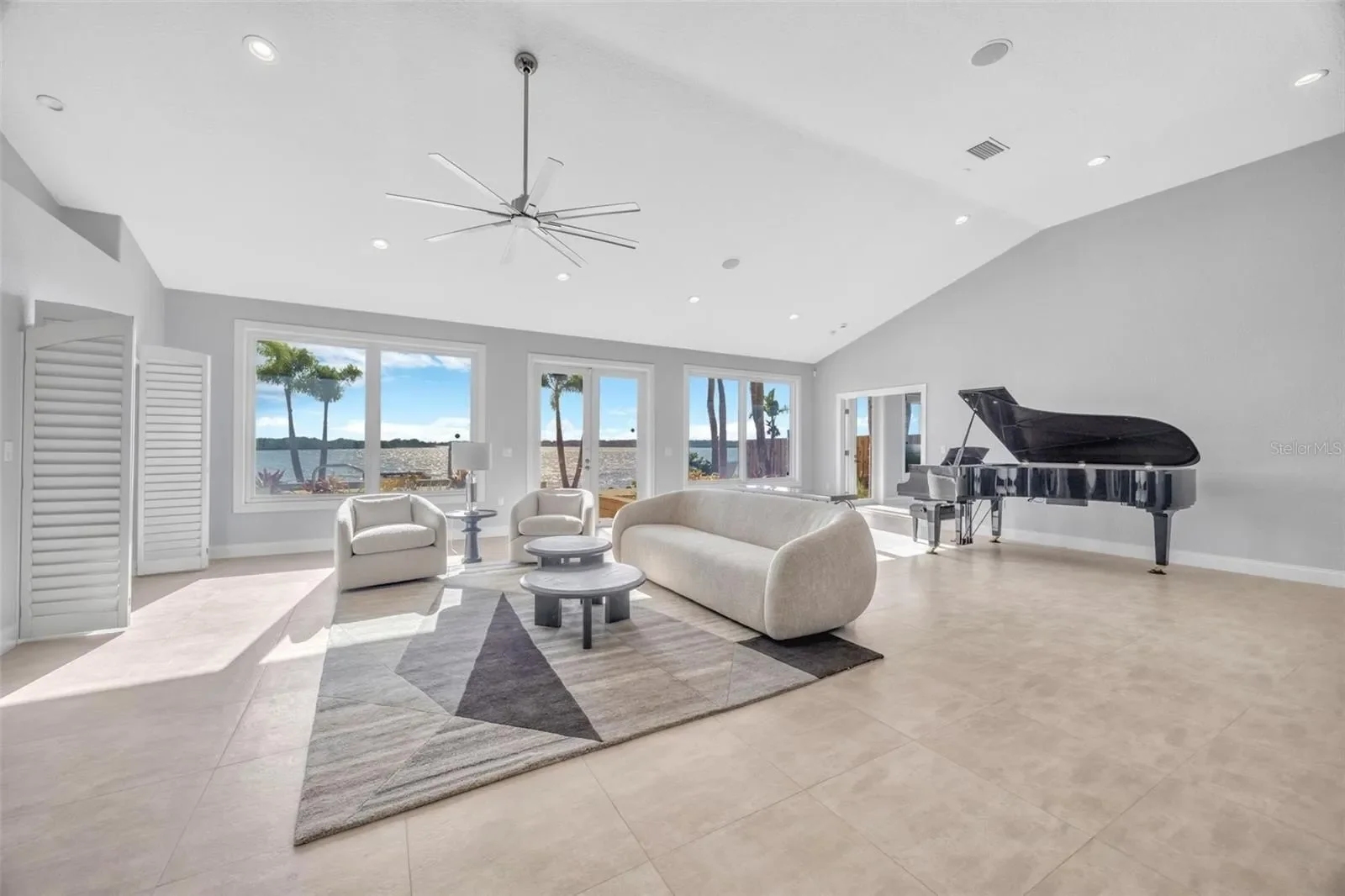 8400 35TH AVENUE N, ST PETERSBURG, FL, 33710, USA, St. Petersburg, Florida, United States. - Photo 4