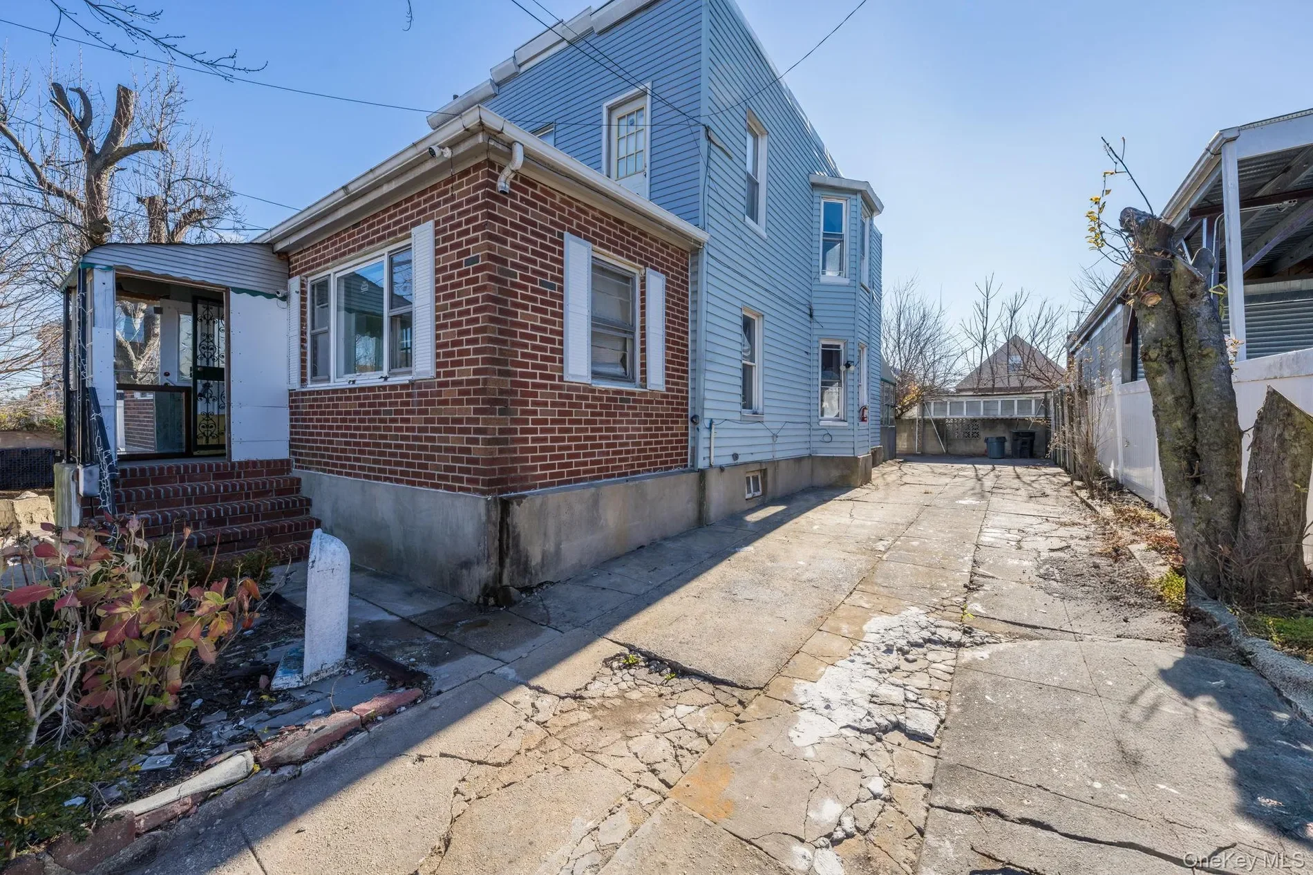 Exterior photo 7