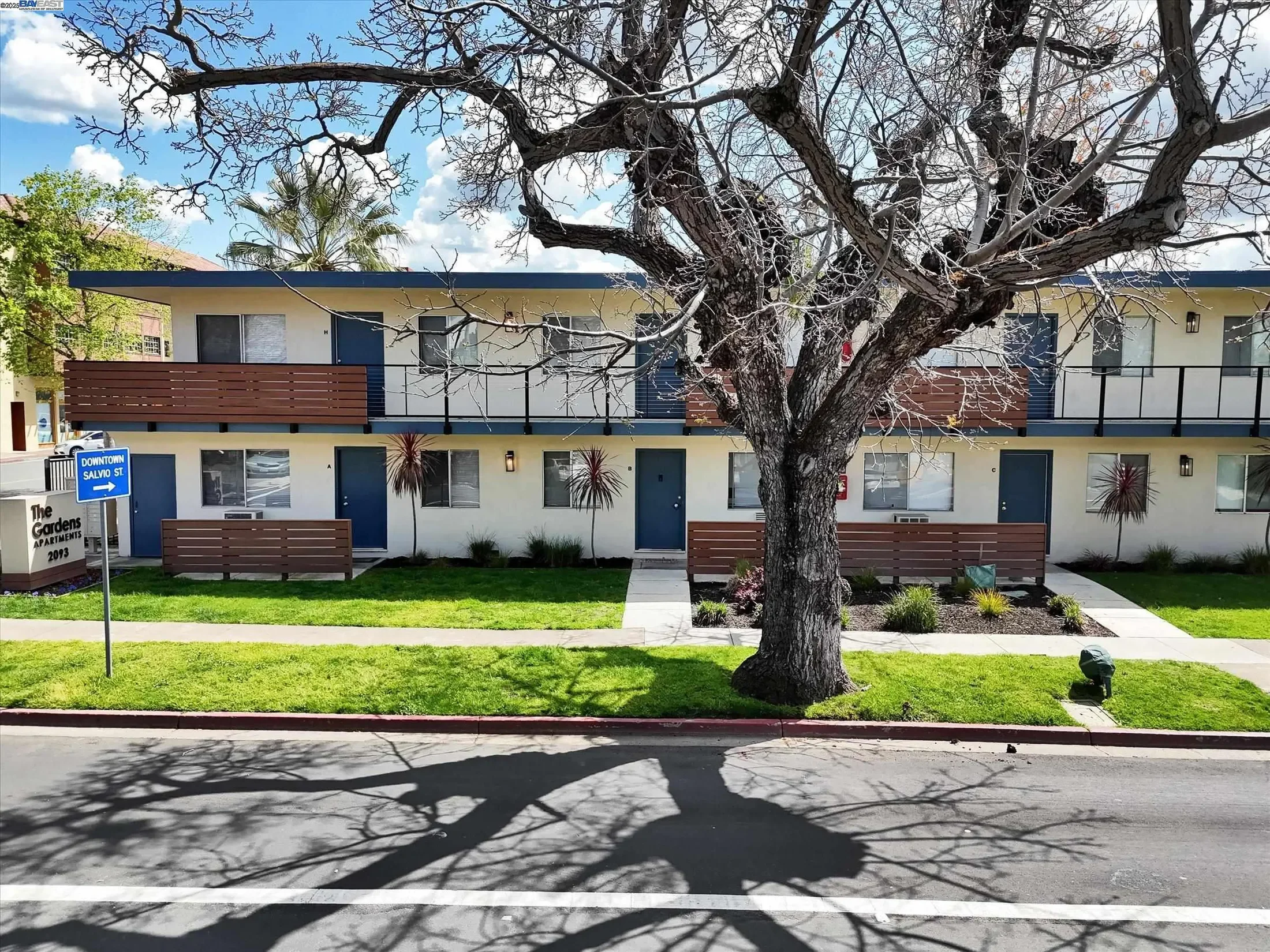 2093 Mt. Diablo Street, Concord, California, United States. - Photo 10