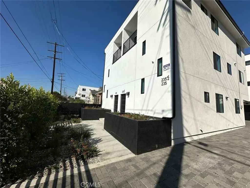 235 E 29th Street, LOS ANGELES, CA 90011, Los Angeles, California, United States. - Photo 13