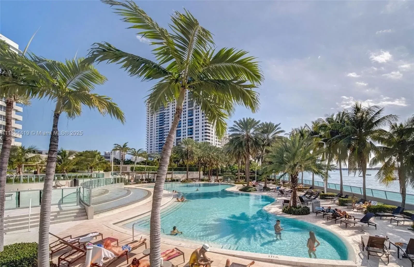 1500 Bay Rd, Miami Beach, Florida, United States. - Photo 8