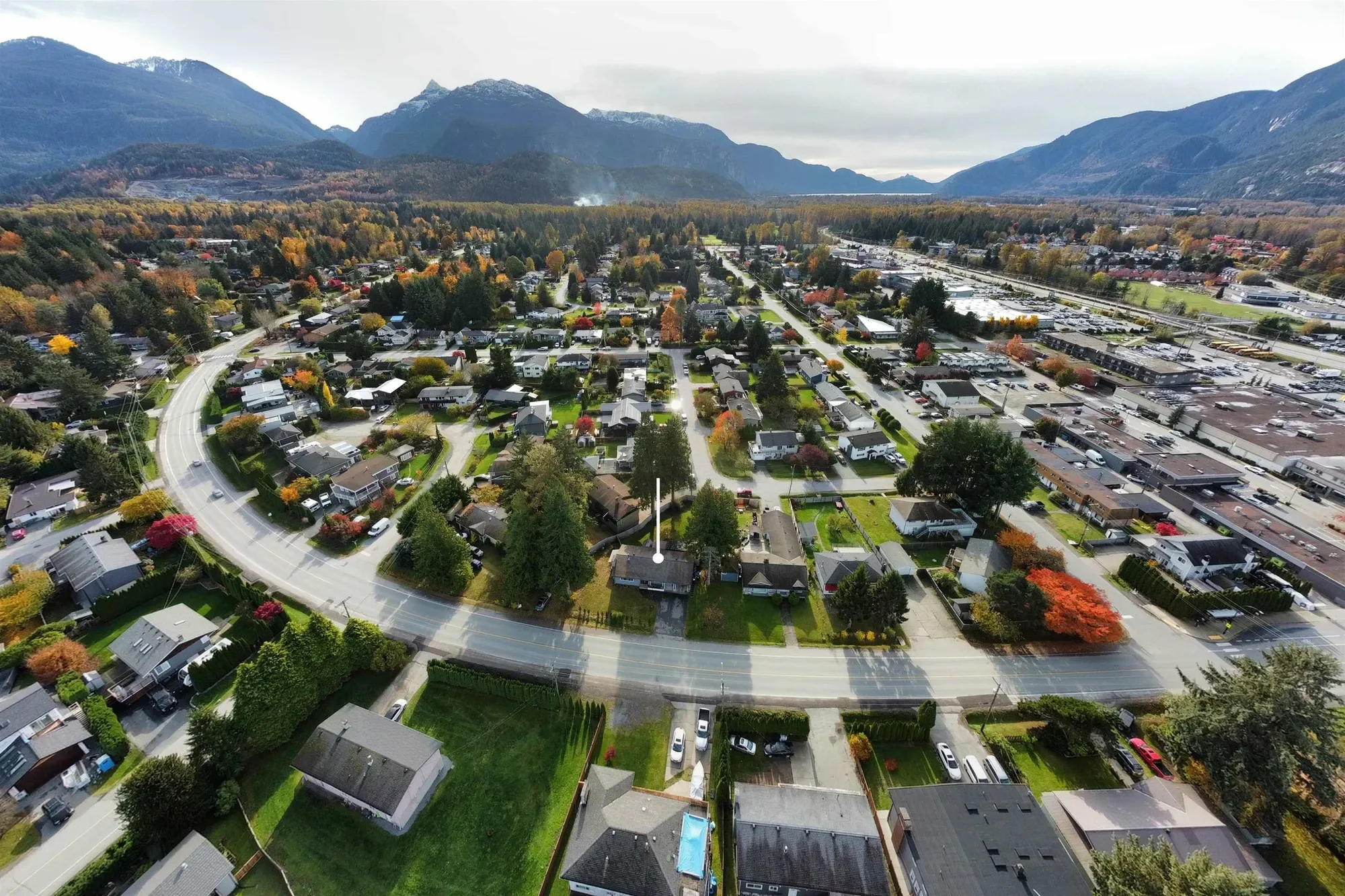 2026 Garibaldi Way, Squamish, British Columbia, Canada. - Photo 23