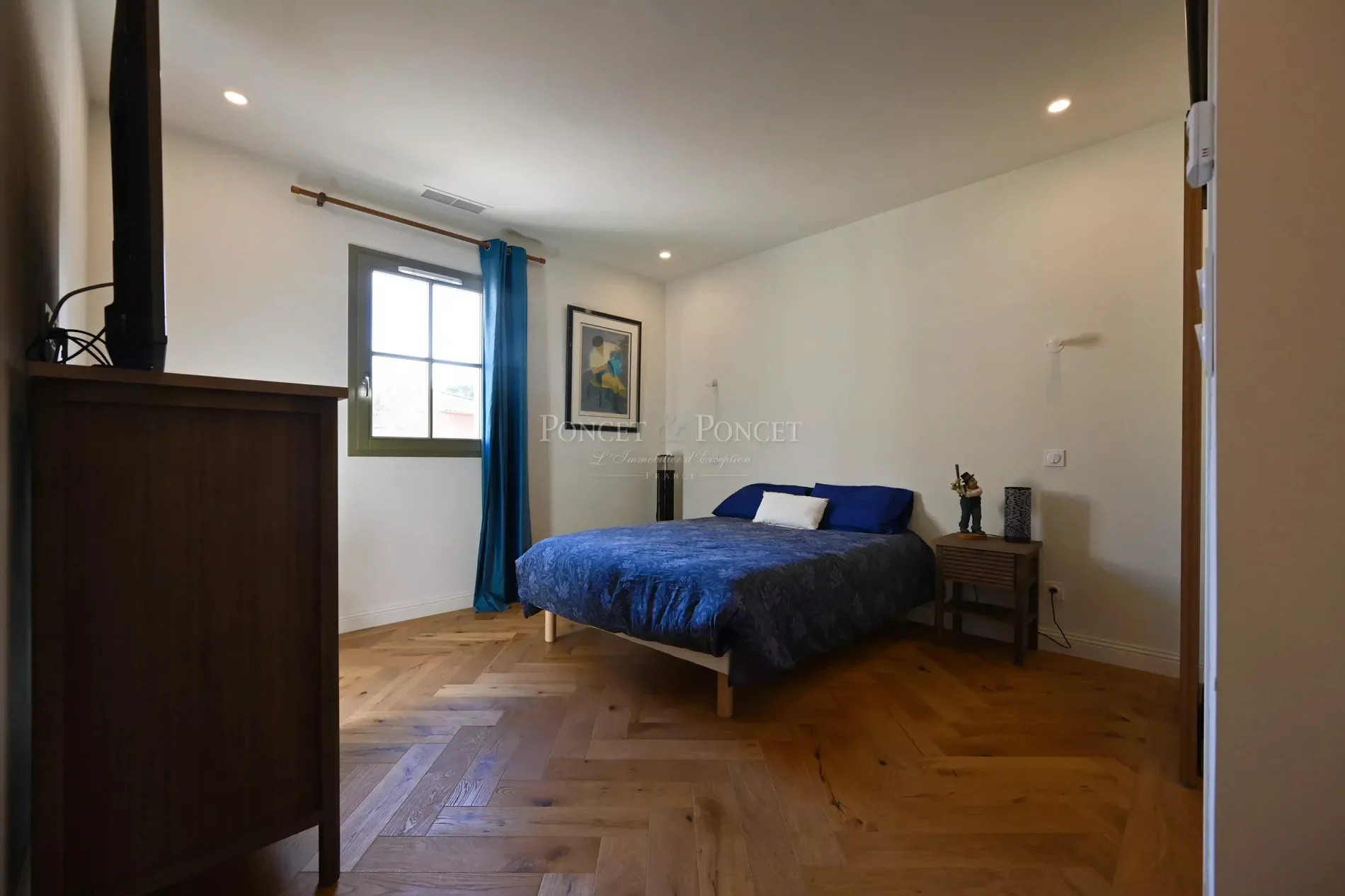 Gallery photo 5