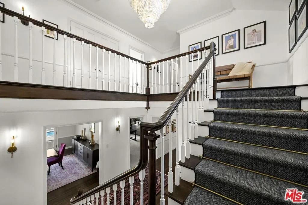 850 Birchwood Drive, Los Angeles, California, United States. - Photo 5