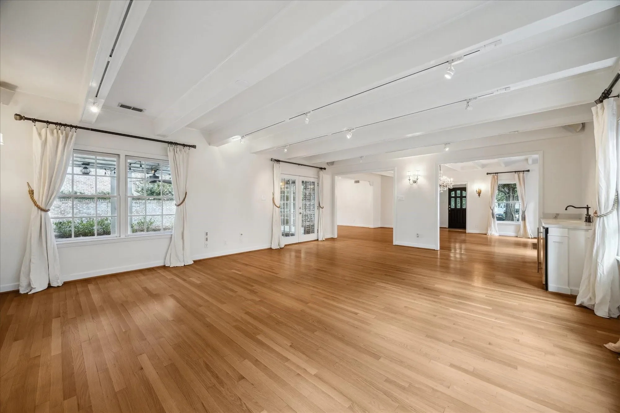2117 Chilton Road, Houston, Texas, United States. - Photo 15