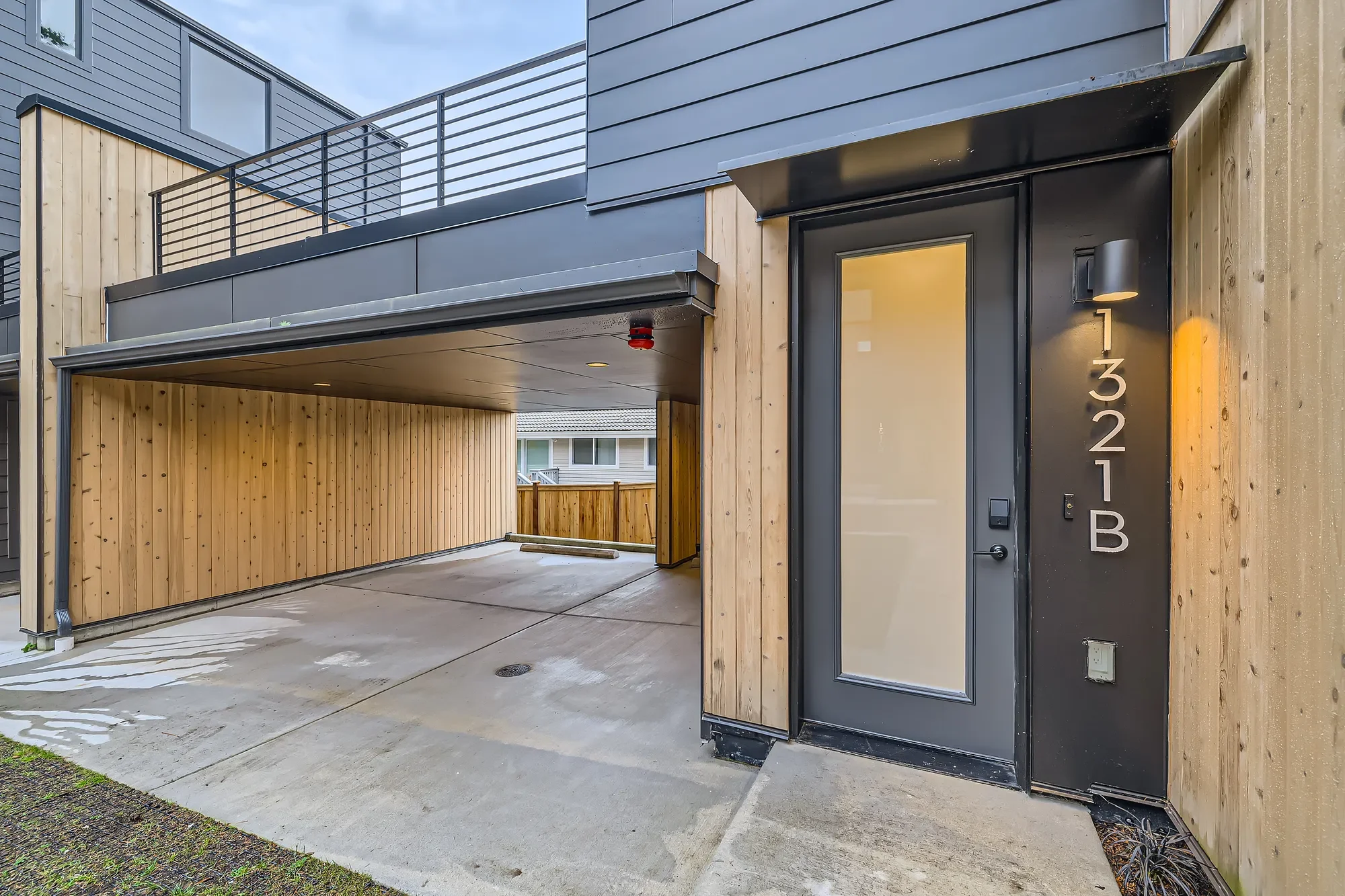 1327 N 185th St Unit #C , Shoreline, WA 98133, Seattle, Washington, United States. - Photo 6