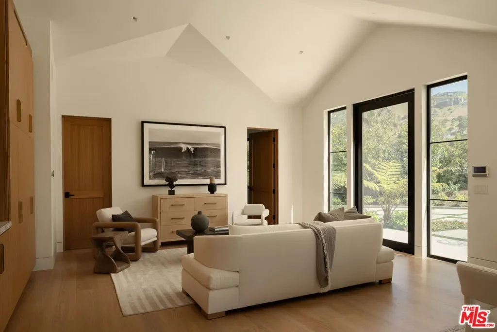 5819 Filaree, Malibu, California, United States. - Photo 29