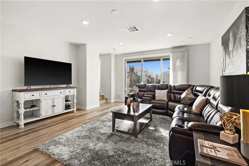 202 Keeper, Irvine, California, United States. - Photo 11