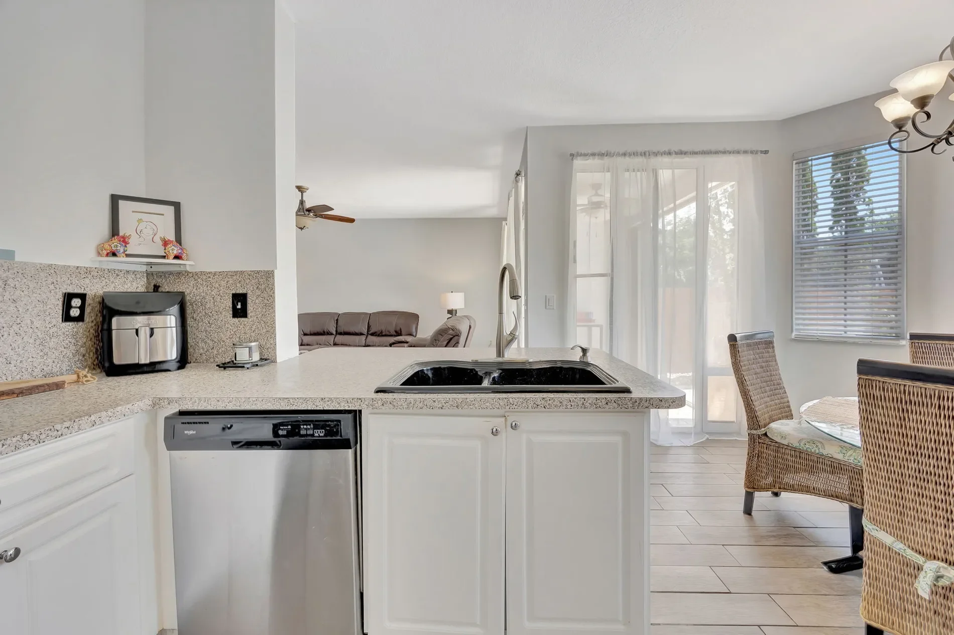 13838 SW 41 Terrace , Miami, FL 33175, Miami, Florida, United States. - Photo 17