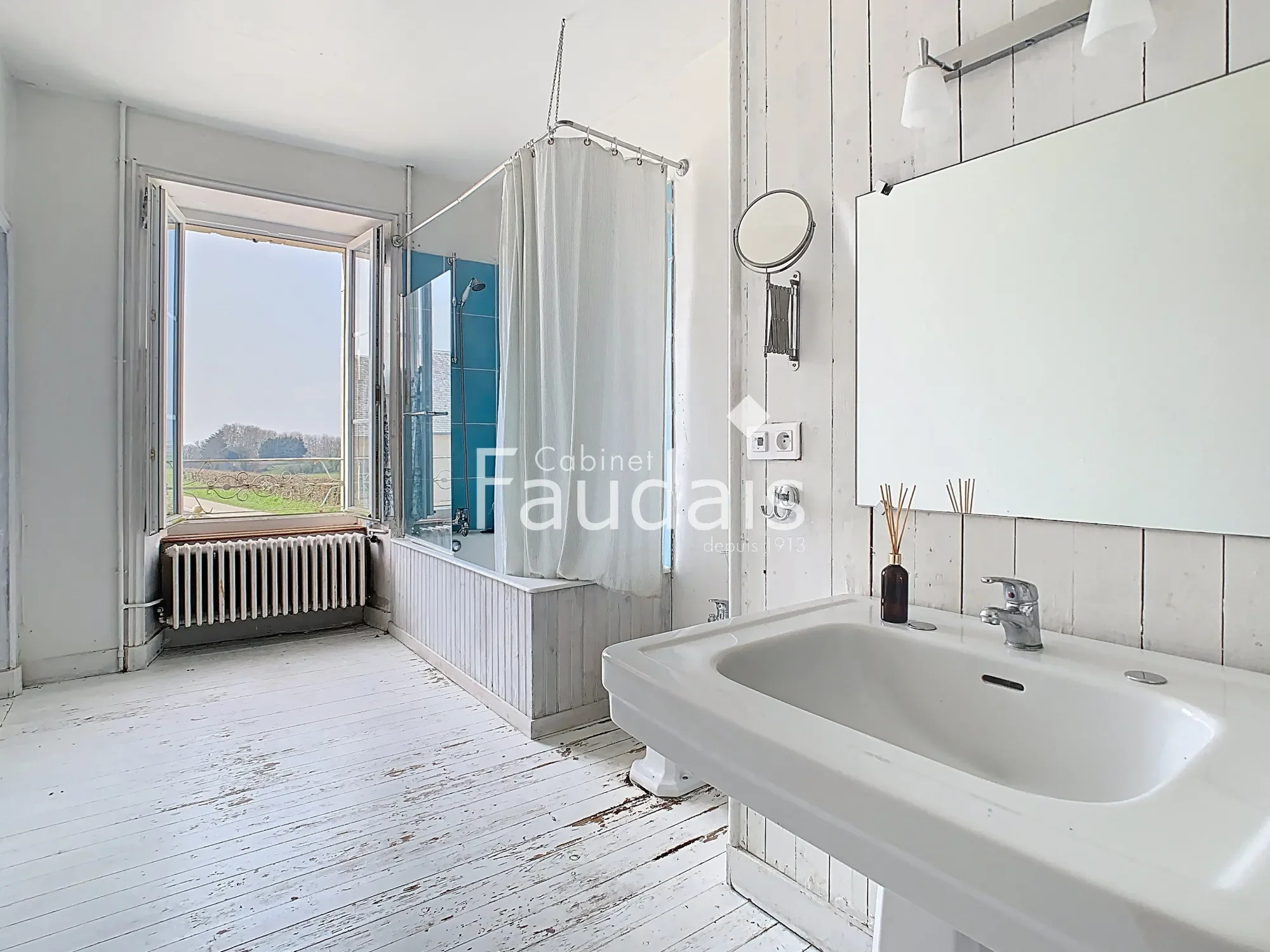 Isigny-sur-Mer, Normandy, France. - Photo 5