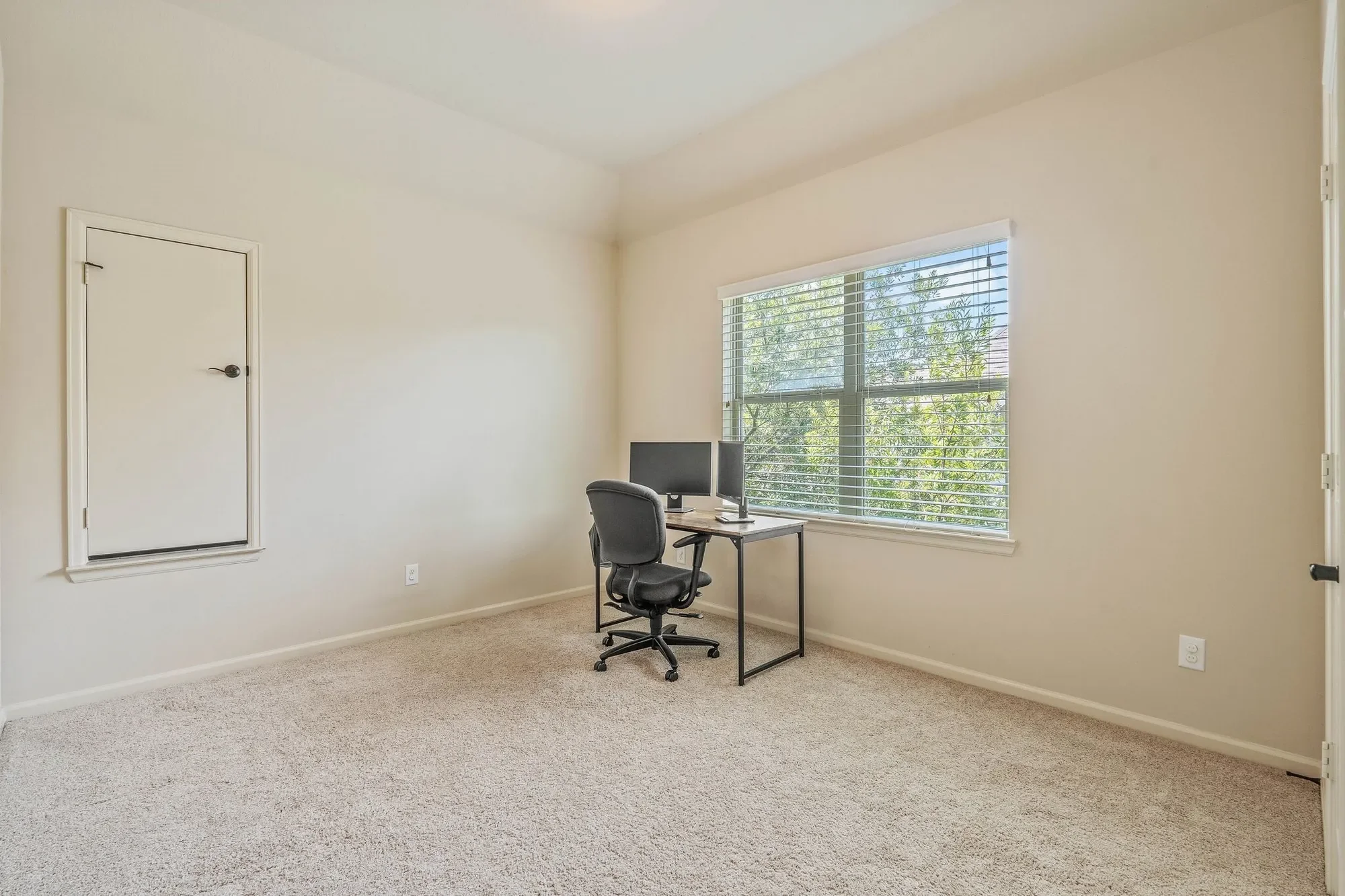 35 N Beech Springs Drive, The Woodlands, TX 77389, The Woodlands, Texas, United States. - Photo 26