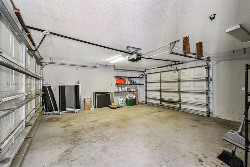 2522 W watrous, Tampa, Florida, United States. - Photo 27