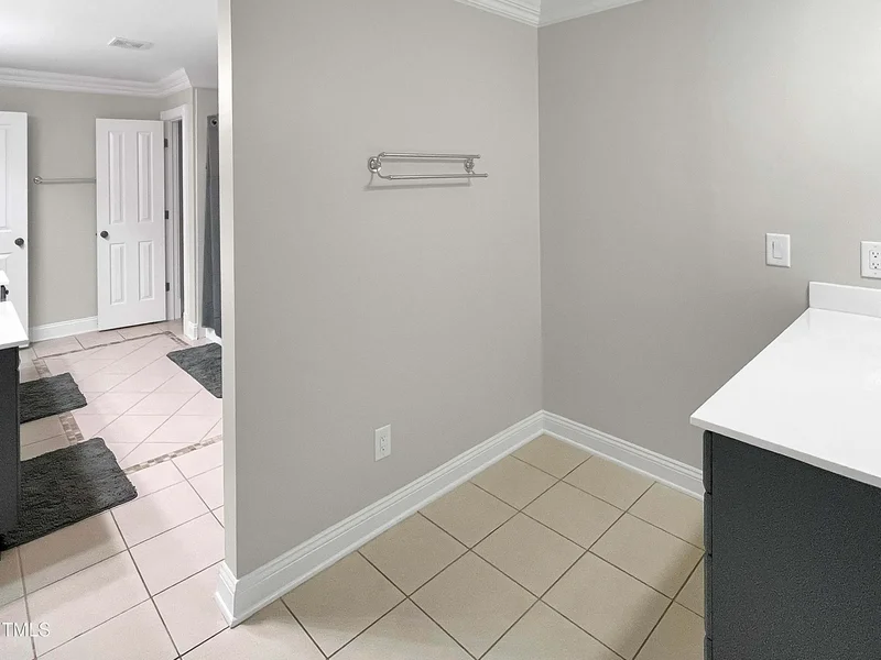 2704 St Marys Street, Raleigh, NC 27609, Raleigh, North Carolina, United States. - Photo 106