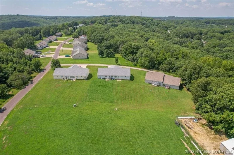 20 Crown Drive, Camdenton, MO 65020, Camdenton, Missouri, United States. - Photo 2
