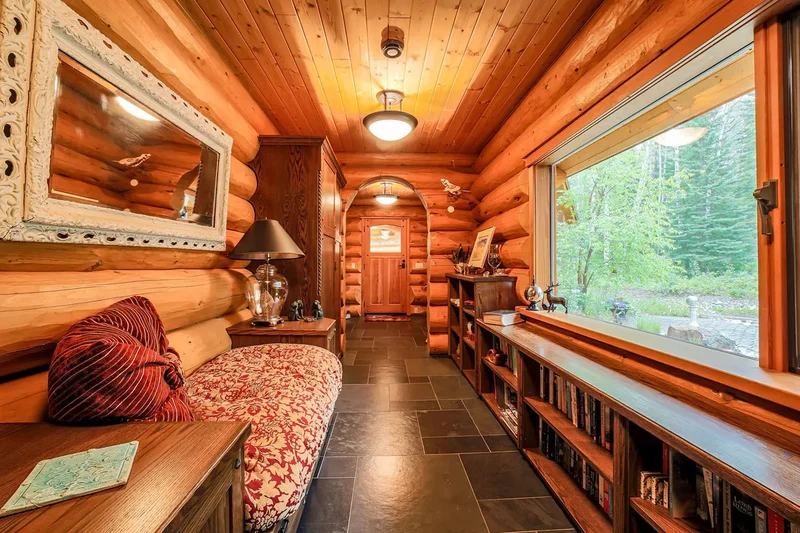 24573 Walcott Road, Telkwa, Telkwa, British Columbia, Canada. - Photo 2