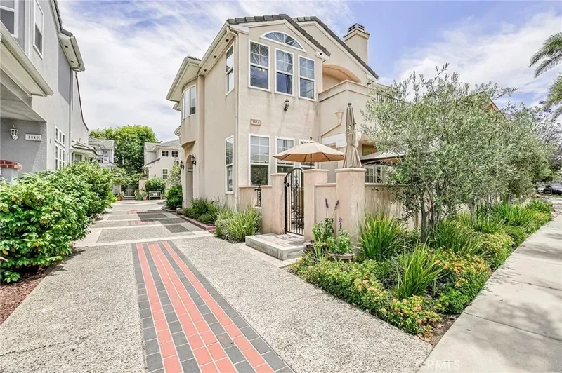 1034 Isabella Avenue, Coronado, California, United States. - Photo 36