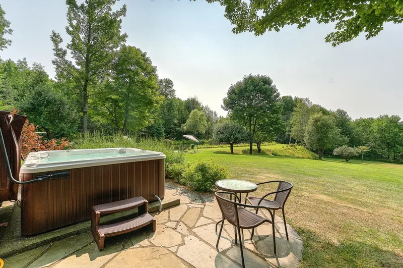 600 Ch. Schweizer, Sutton, Quebec, Canada. - Photo 14