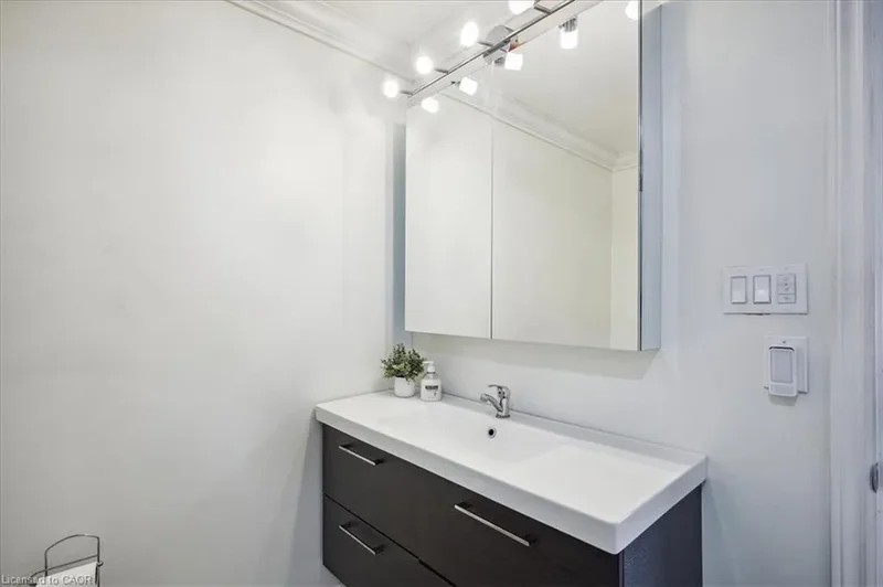 677 Glancaster Road, Hamilton, ON L0R 1W0, Hamilton, Ontario, Canada. - Photo 32