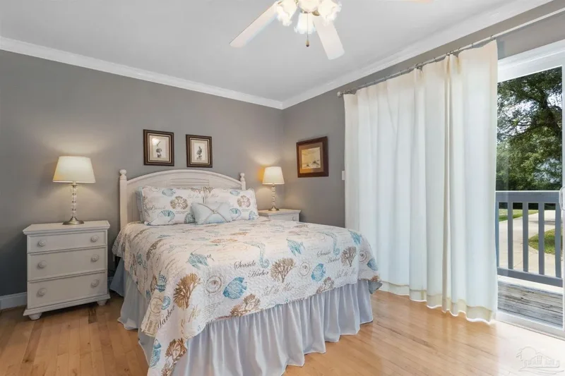 5393 Soundside Dr, Gulf Breeze, FL, 32563, USA, Gulf Breeze, Florida, United States. - Photo 25