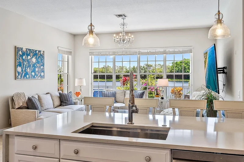 8933 Lakes Boulevard, Loxahatchee, Florida, United States. - Photo 12