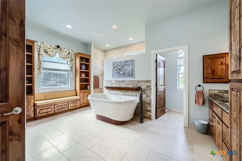 1104 Jennings Branch Road, Georgetown, Texas, United States. - Photo 16