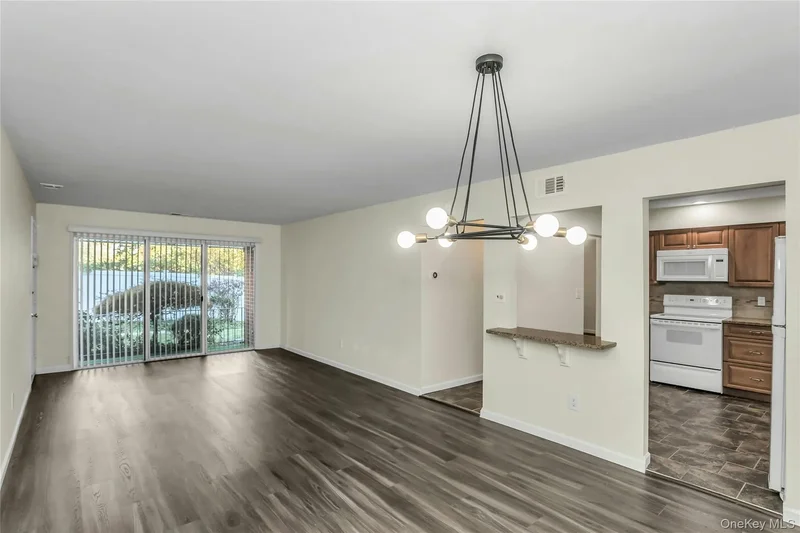 93 Palo Alto Drive, Plainview, New York, United States. - Photo 22