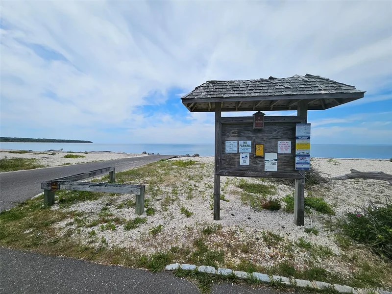 12910 Main Road, East Marion, New York, United States. - Photo 6