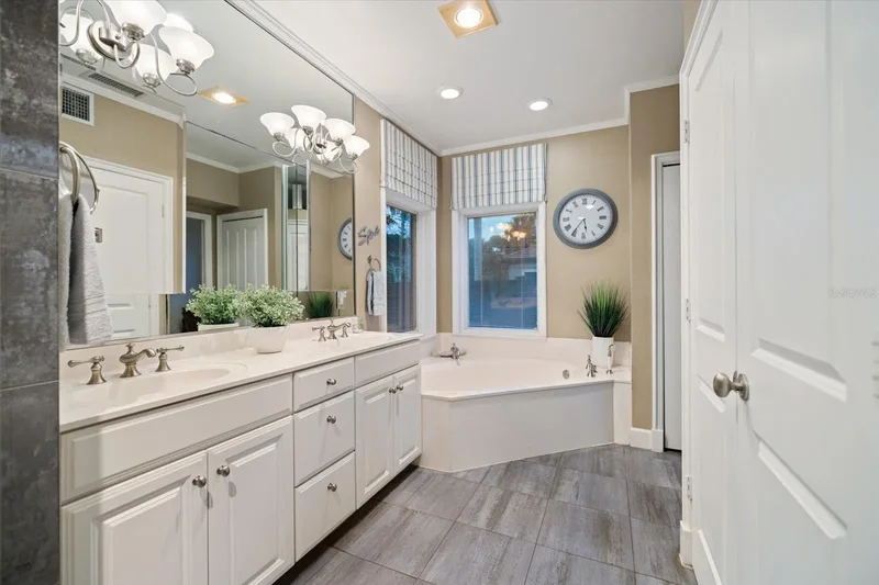 601 MENENDEZ STREET, VENICE, FL 34285, Venice, Florida, United States. - Photo 36