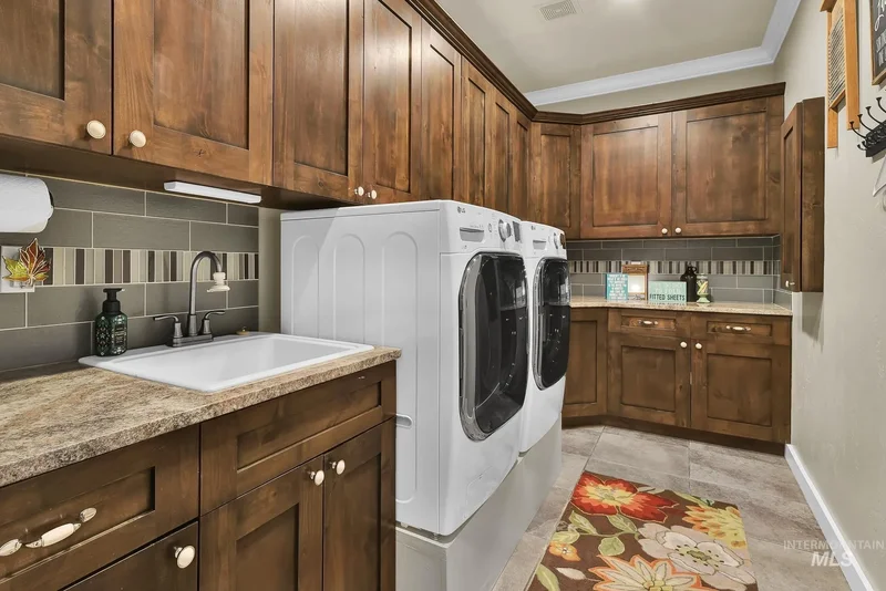 7266 S Pear Blossom Way, Meridian, ID 83642, Meridian, Idaho, United States. - Photo 37