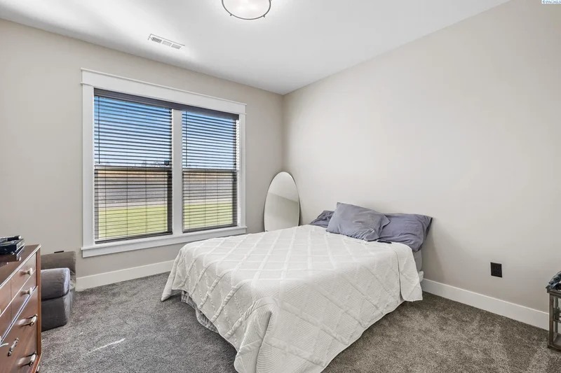 113 Columbia Bluff Lane, Pasco, WA 99301, Pasco, Washington, United States. - Photo 16